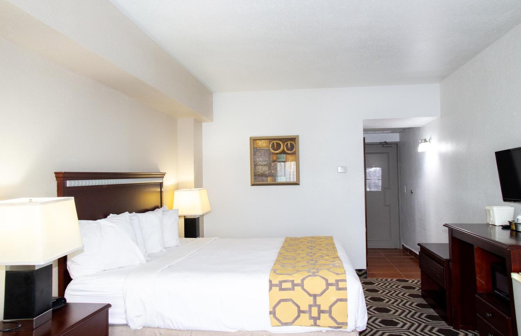 Baymont By Wyndham Delavan Near Lake Geneva Extérieur photo